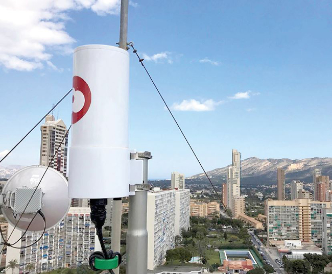 Mimosa A5 access point deployed in aeromax’s 5G Fixed wireless network